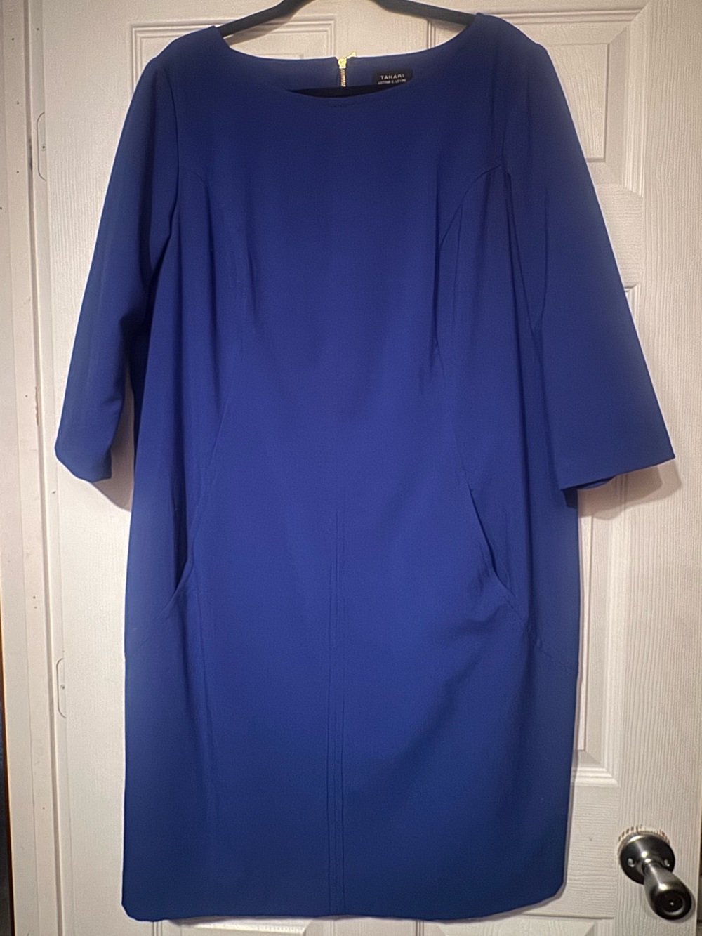 Tahari Sz 16W Royal Blue Heavy Tailored Midi Shift Dress with front pockets